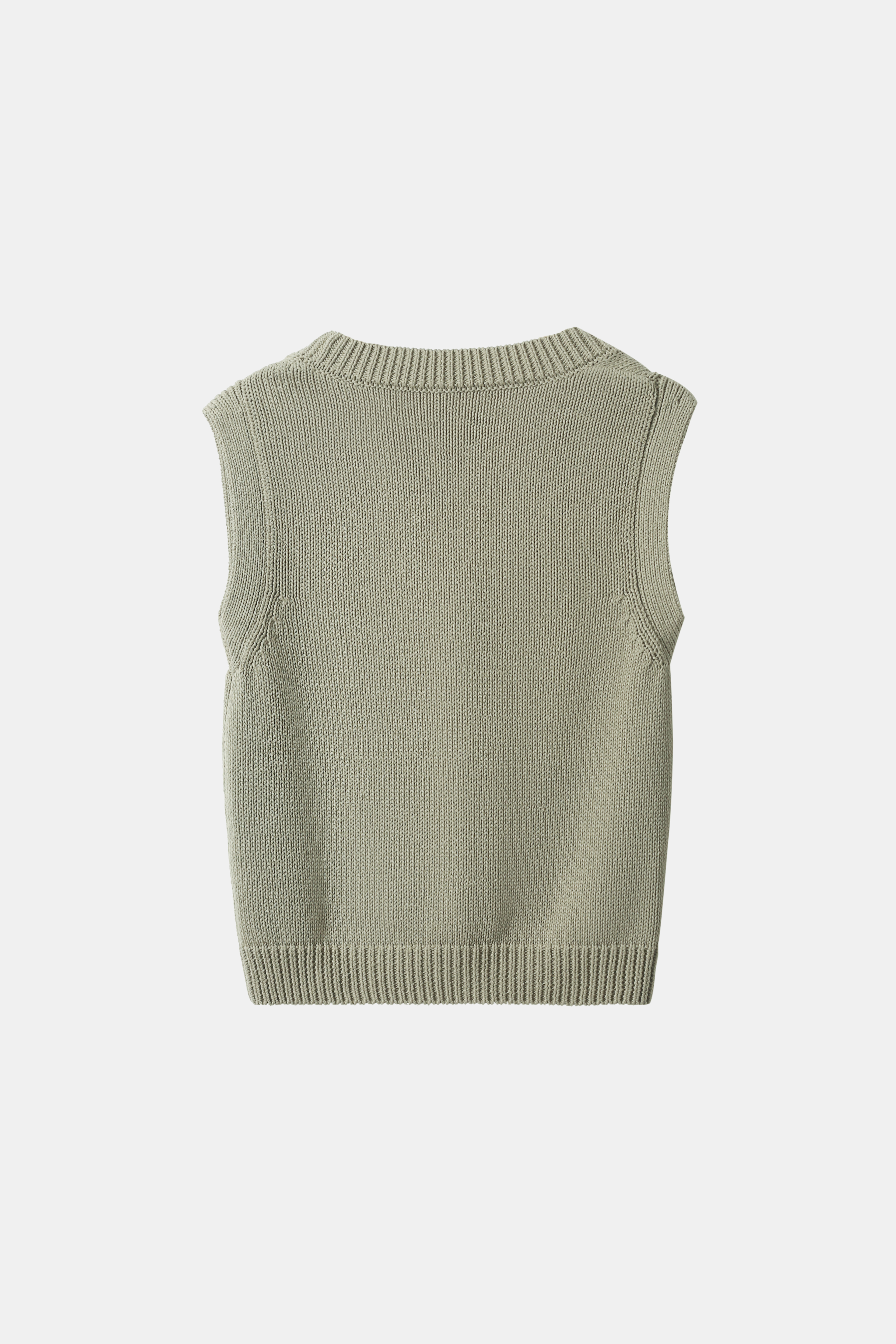 Match Celadon con bottoni