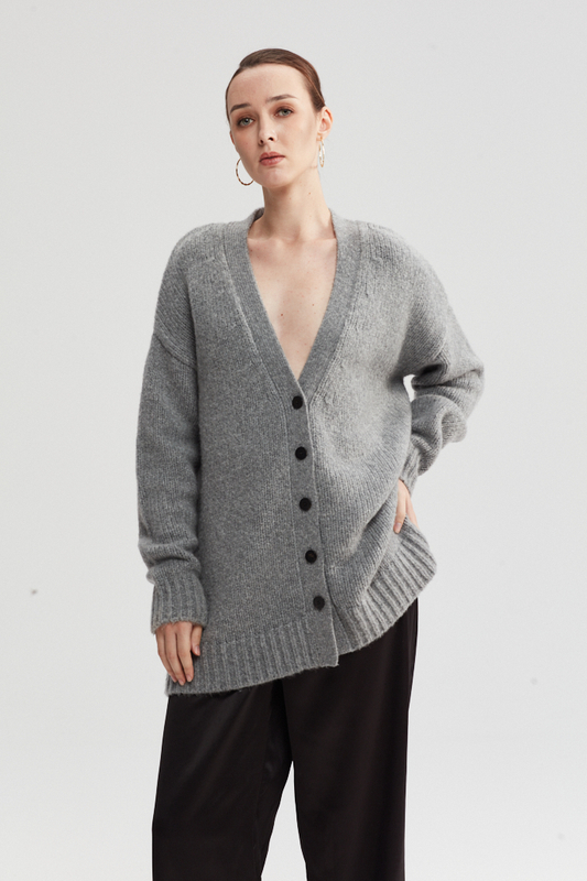 Cardigan a maniche lunghe grigie