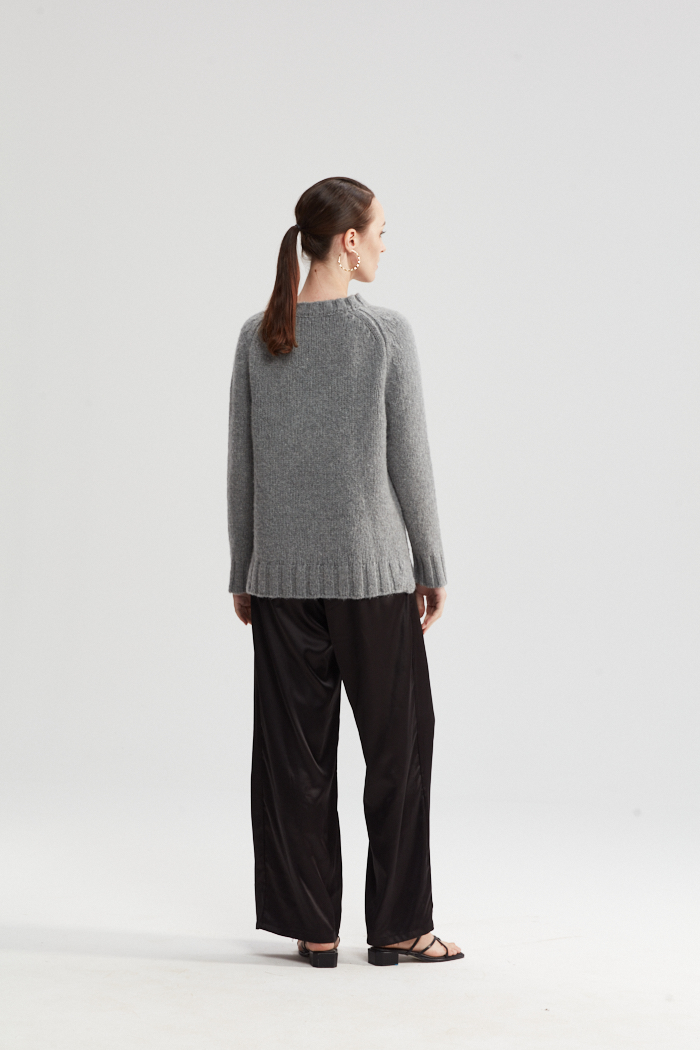 Cardigan a maniche lunghe grigie