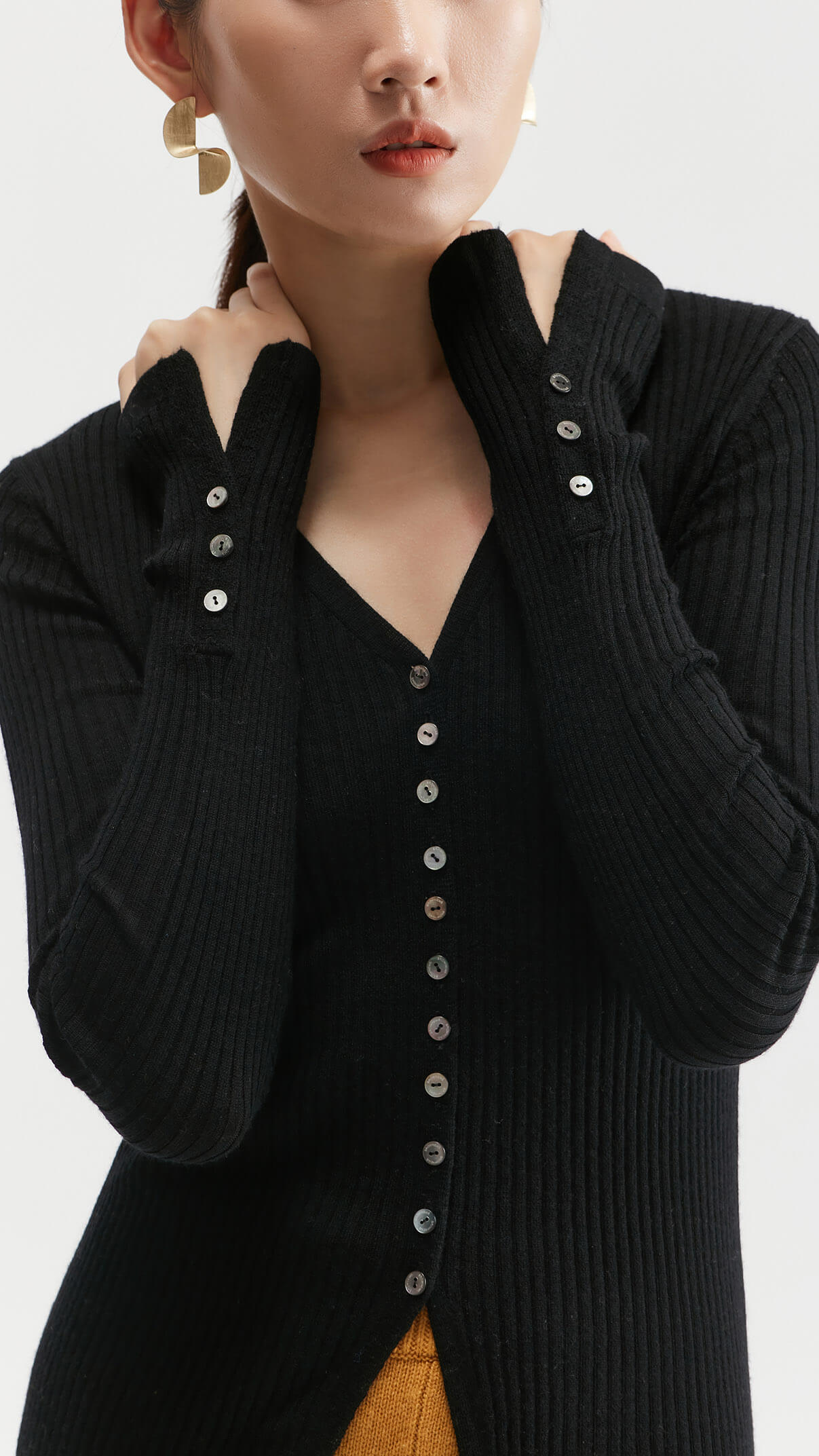 Come scegliere il miglior cardigan per rubare i look delle celebrit&agrave;: una guida completa all