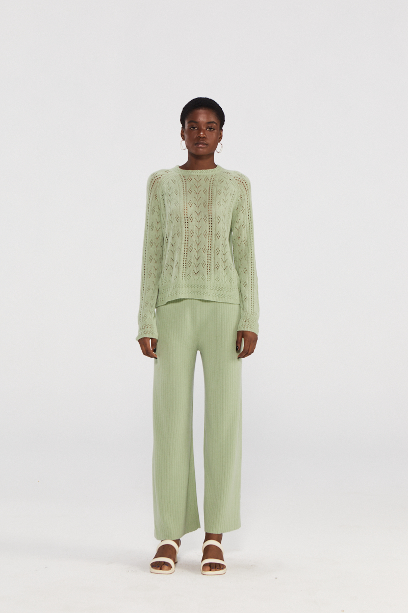 Maglione in cashmere leggero con design openwork