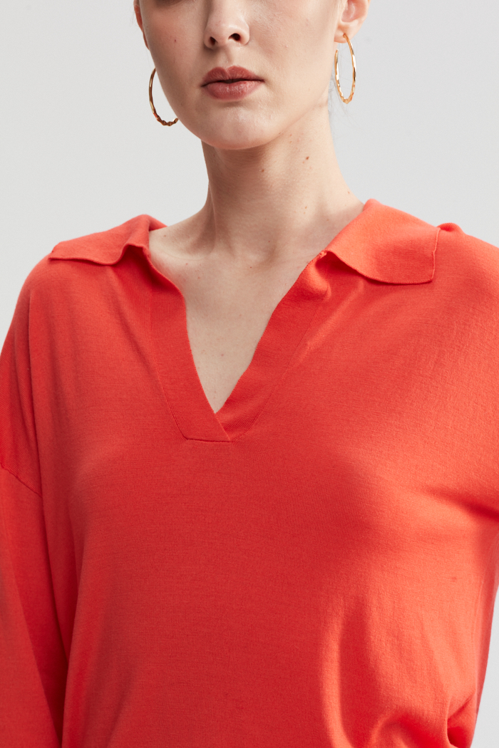 Maglione a maniche lunghe arancioni