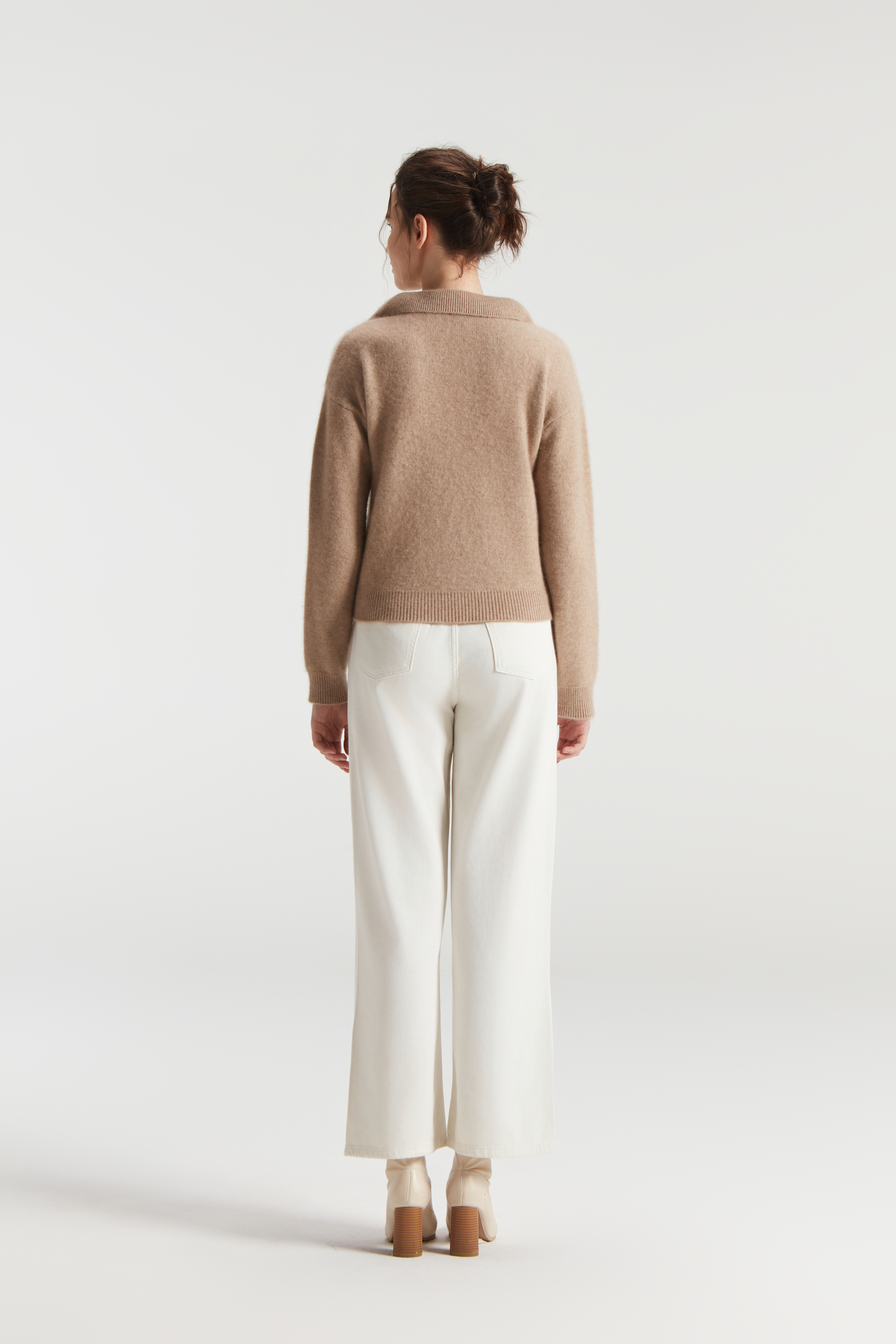 Lussuosa felpa con cappuccio a maglia al 100% in cashmere per il massimo comfort
