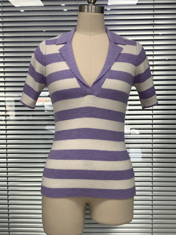 Pullover a strisce per il collo aperto di lana da donna