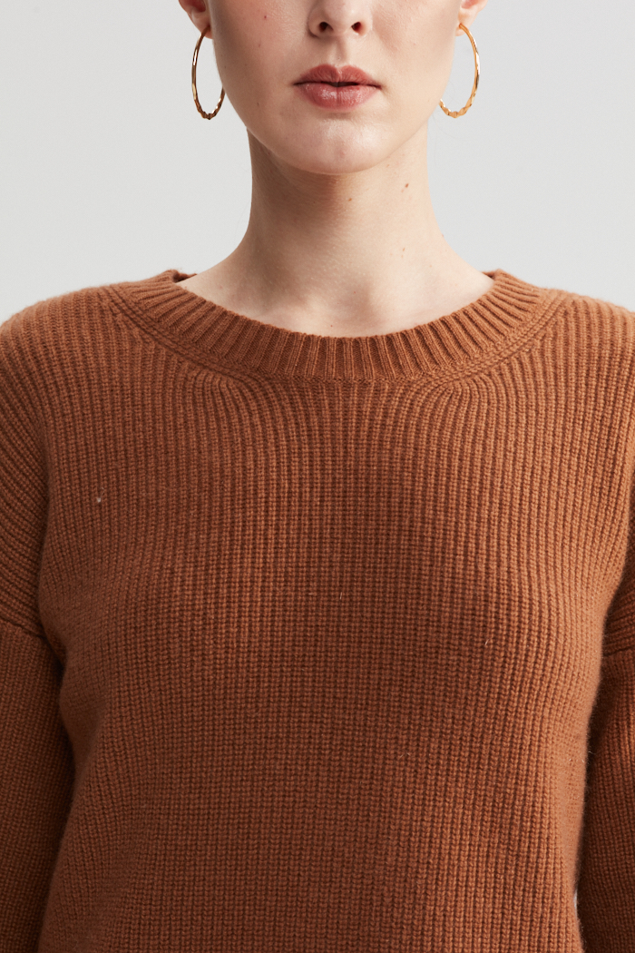 Maglione a maniche lunghe marrone scuro