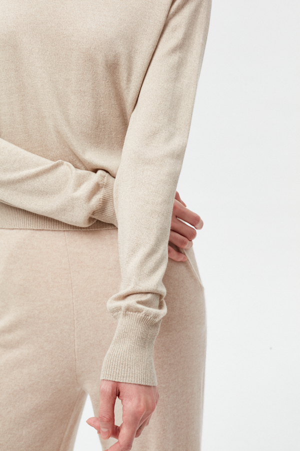 Pullover a maniche lunghe in cashmere da donna