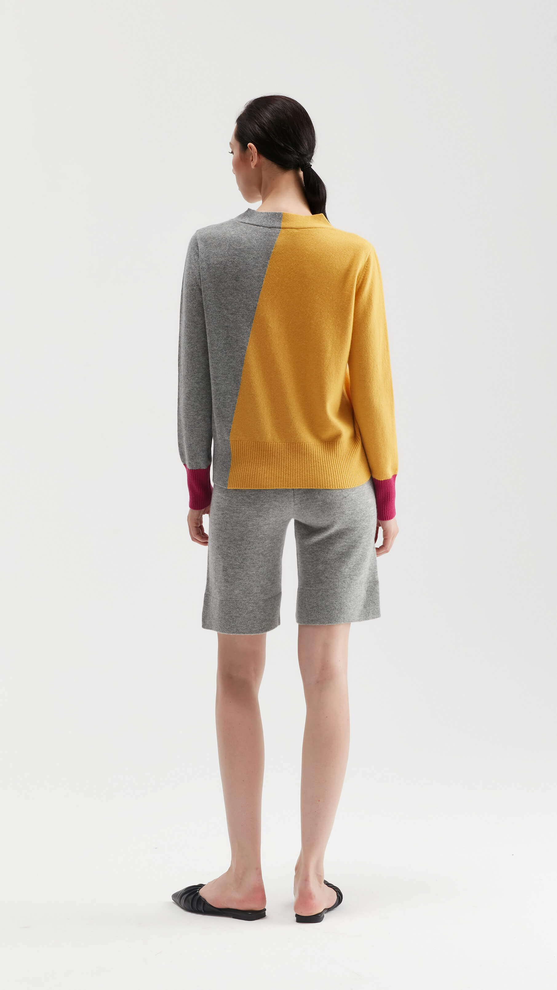Cardigan in puro cashmere con scollo a V color block personalizzato | Produttore di maglieria da donna OEM