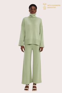 Dolcevita oversize in cashmere spazzolato 12GG | OEM di maglieria di lusso