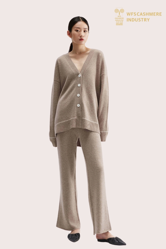 Cardigan premium da donna in 100% cashmere con bottoni sul davanti | Produttore di maglieria OEM