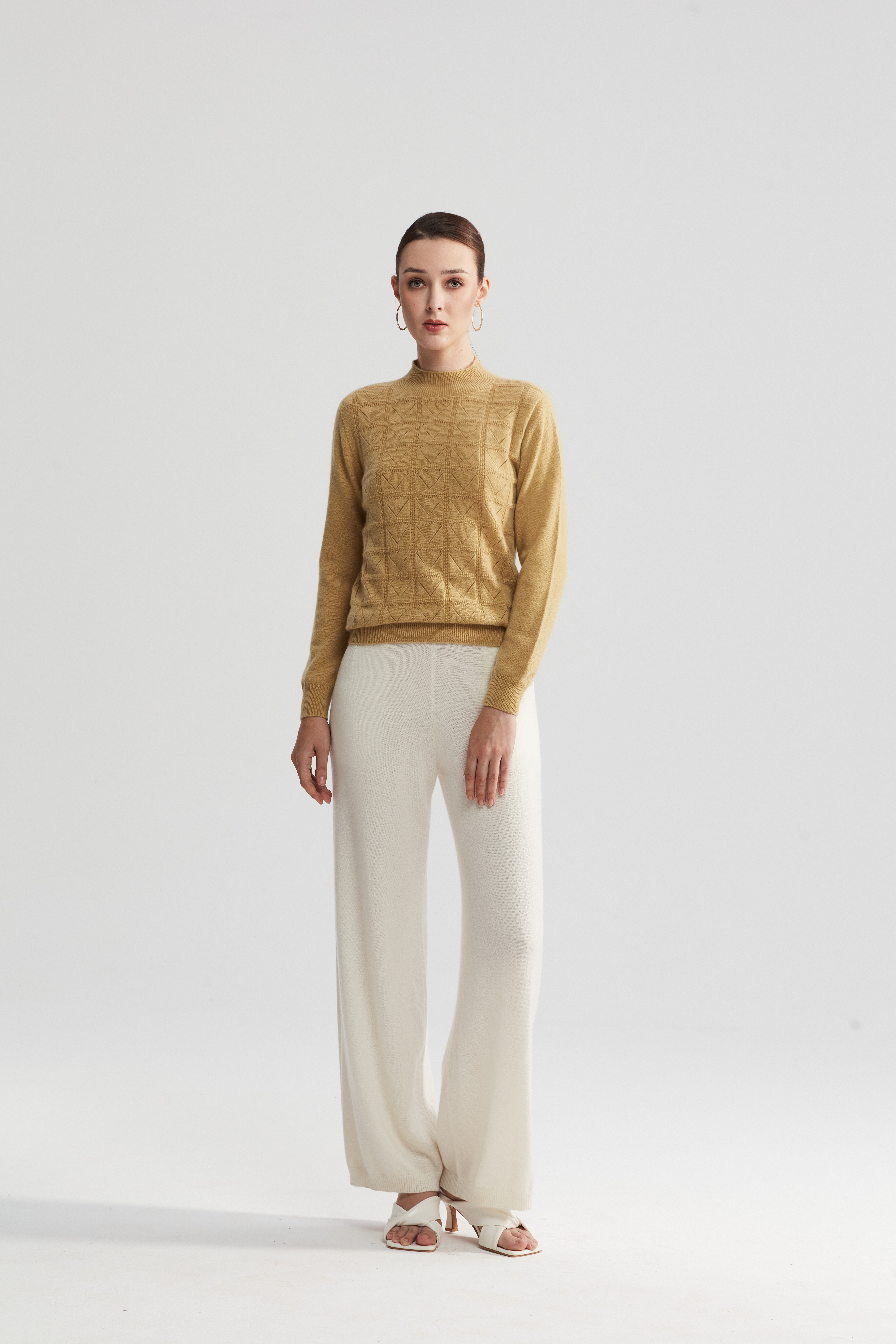 Come scegliere il miglior pullover in cashmere da donna di alta qualit&agrave;: una guida completa all