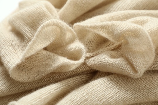 Dalla fibra alla maglieria finita Come viene prodotto il cashmere premium (4).jpg