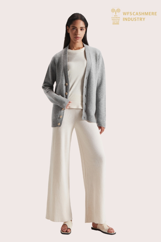Cardigan da donna premium con scollo a V in puro cashmere | Produttore OEM / ODM di maglieria grigia personalizzata